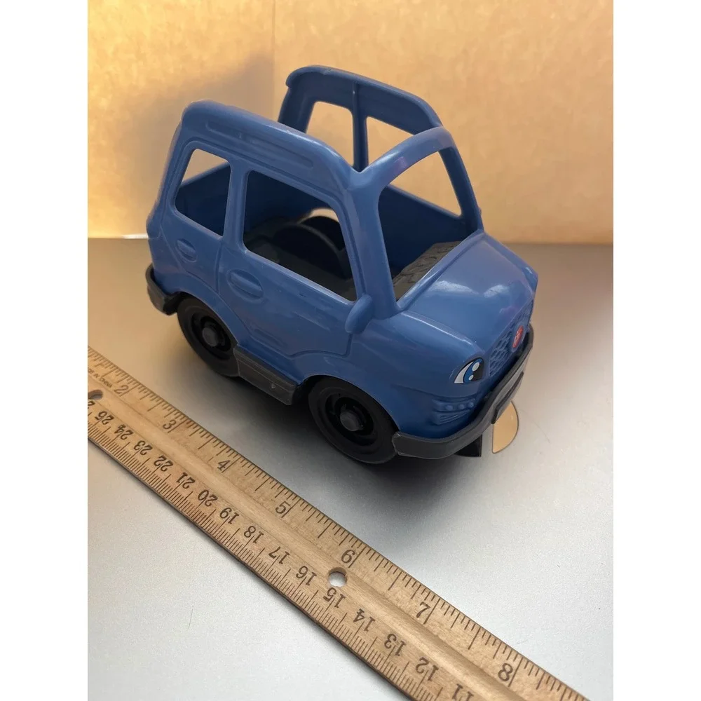 Fisher Price Little People Blue SUV Replacement Vehicle Car Toy with Hitch